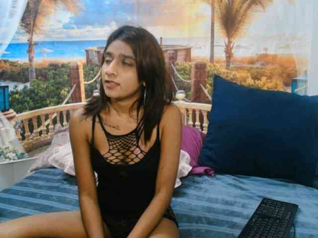 cherryindian4u webcam