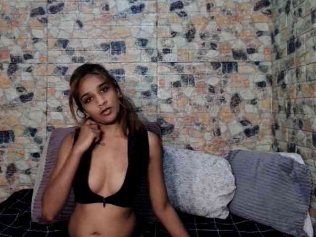 cherryindian4u webcam