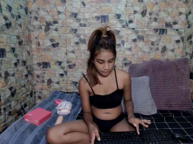 cherryindian4u webcam