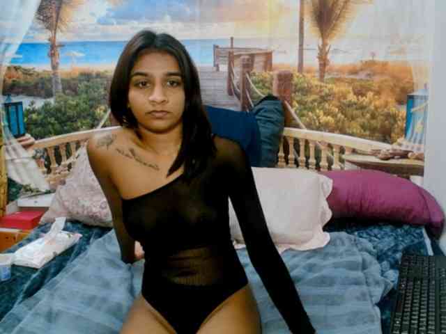 cherryindian4u webcam