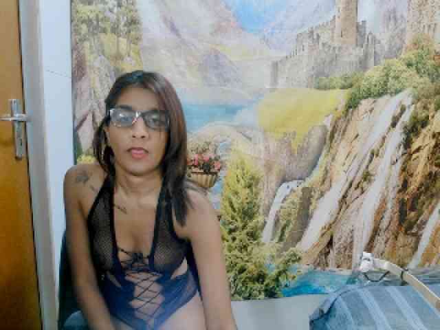 cherryindian4u webcam
