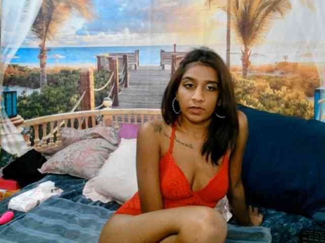 cherryindian4u webcam
