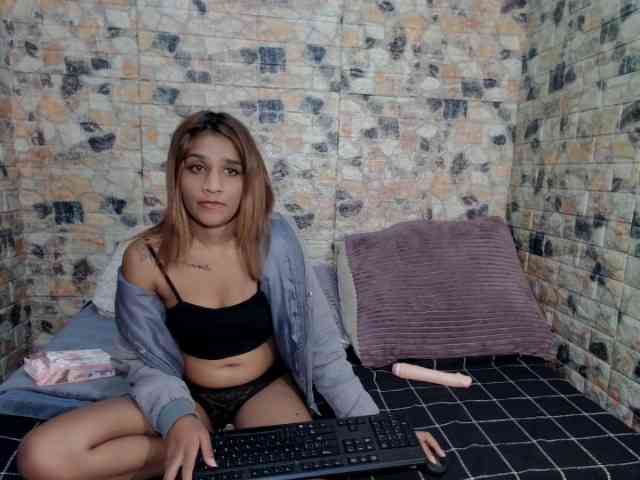 cherryindian4u webcam