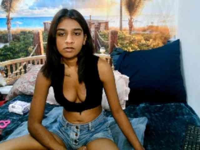 cherryindian4u webcam