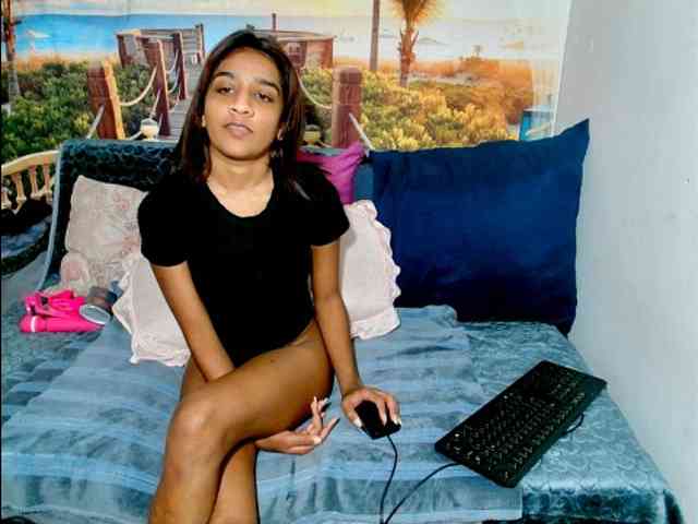 cherryindian4u webcam