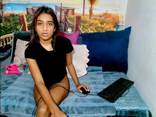 cherryindian4u webcam