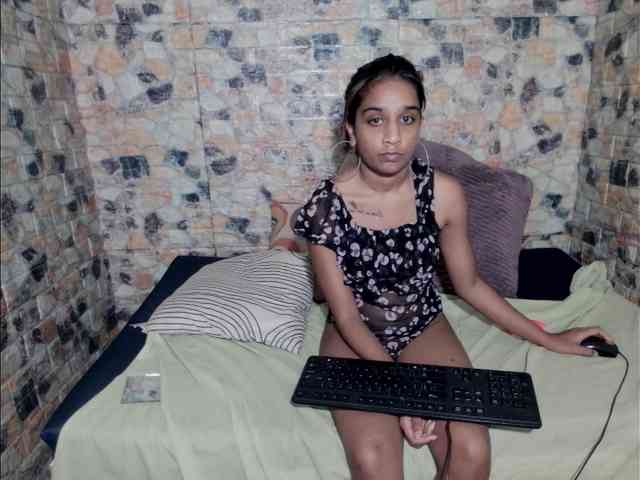 cherryindian4u webcam