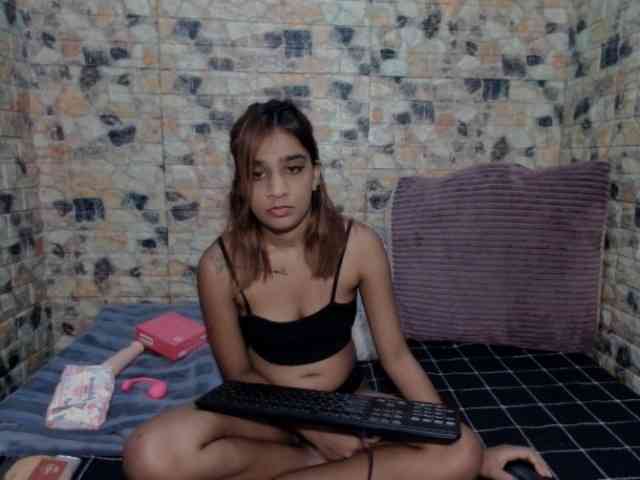 cherryindian4u webcam