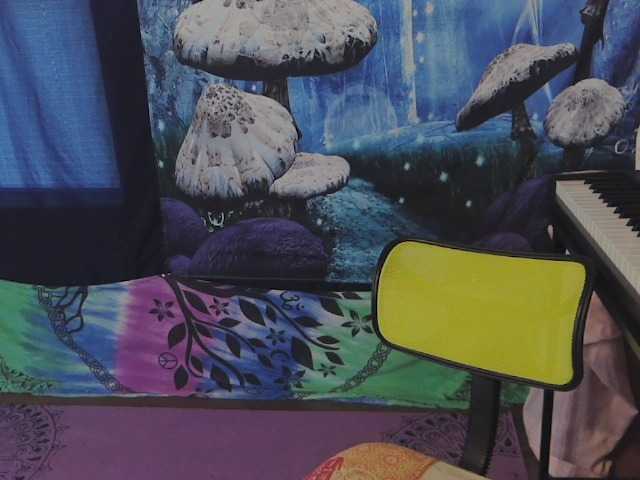 stormythunder's BongaCams show and profile