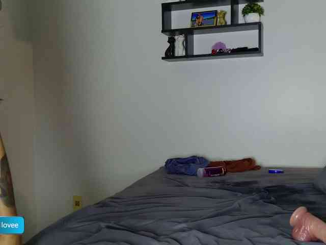 latinuycouple webcam