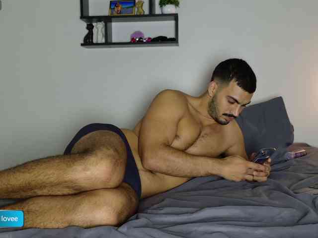 latinuycouple webcam