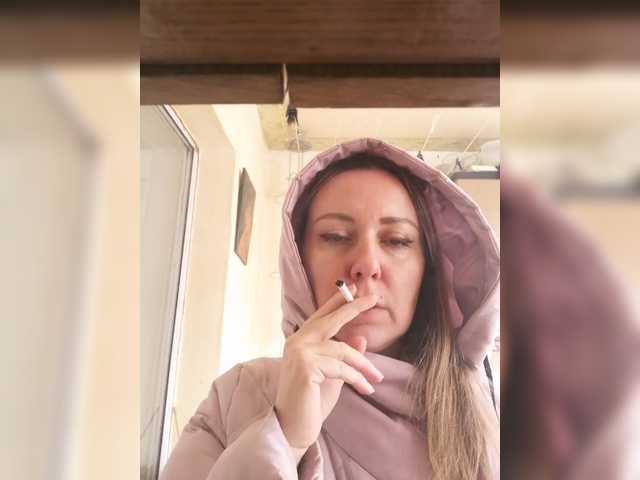 MylaLaRose's BongaCams show and profile