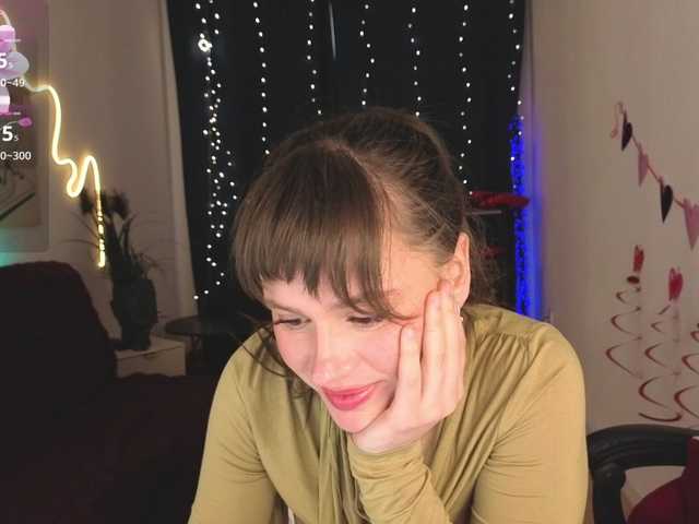 Lillians's BongaCams show and profile