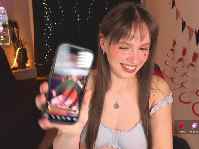 Lillians's BongaCams show and profile