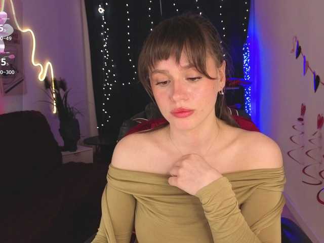 Lillians's BongaCams show and profile