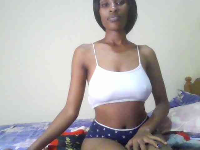 HappyLoverxo webcam
