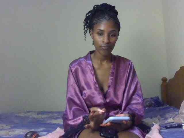 HappyLoverxo webcam