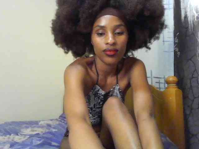 HappyLoverxo webcam
