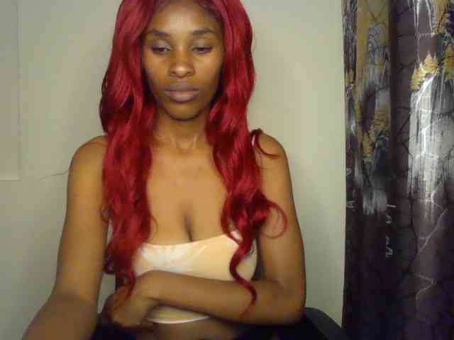 HappyLoverxo webcam