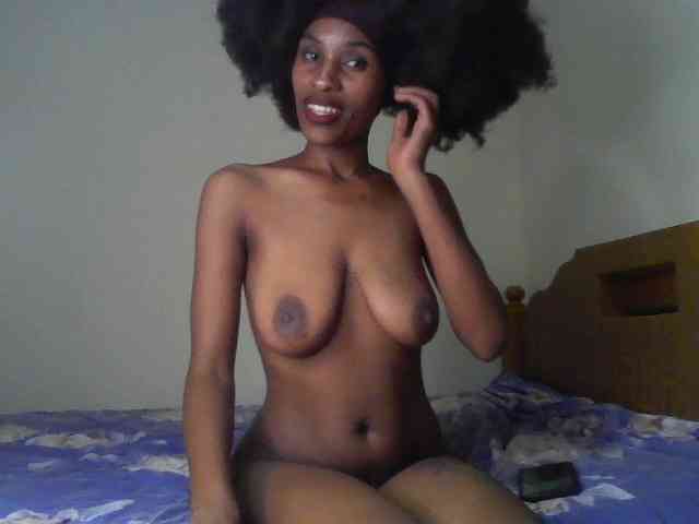 HappyLoverxo webcam