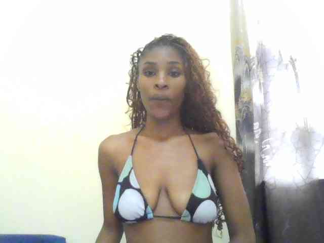 HappyLoverxo webcam