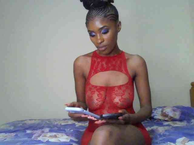 HappyLoverxo webcam