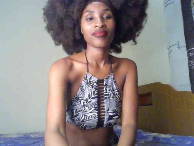 HappyLoverxo webcam