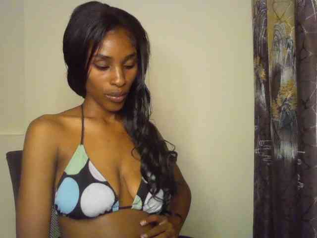 HappyLoverxo webcam
