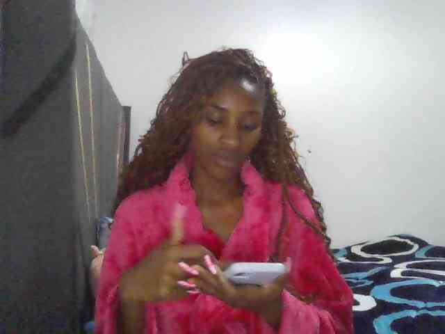 HappyLoverxo webcam