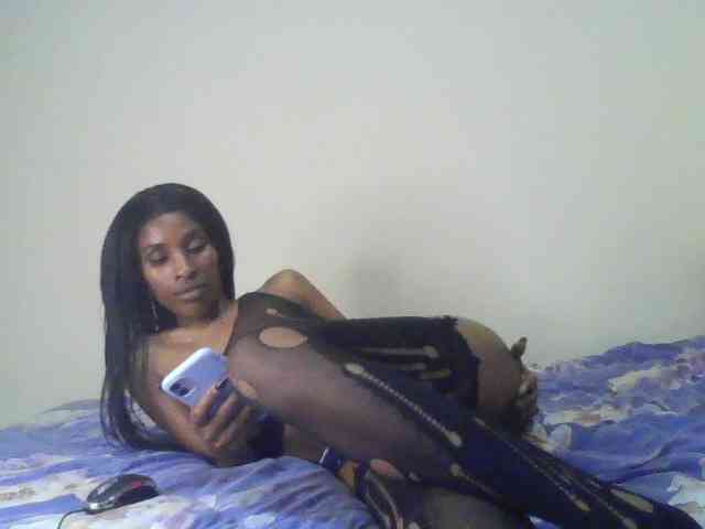 HappyLoverxo webcam