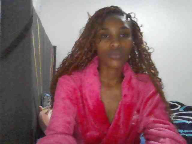 HappyLoverxo webcam