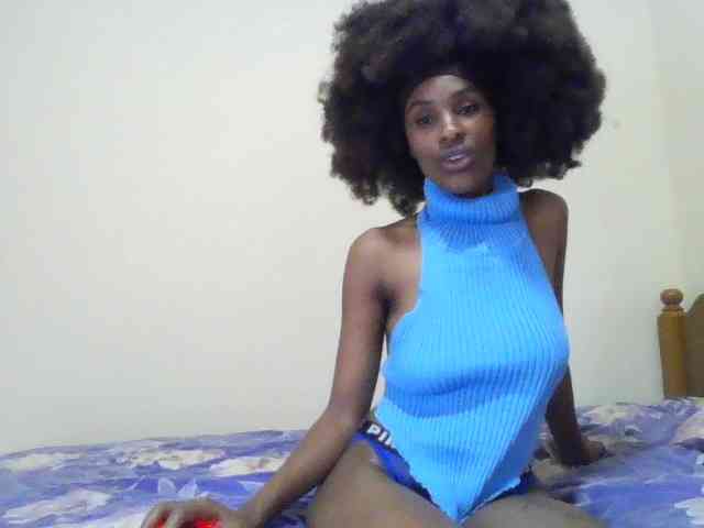 HappyLoverxo webcam