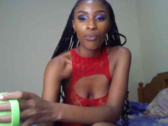 HappyLoverxo webcam