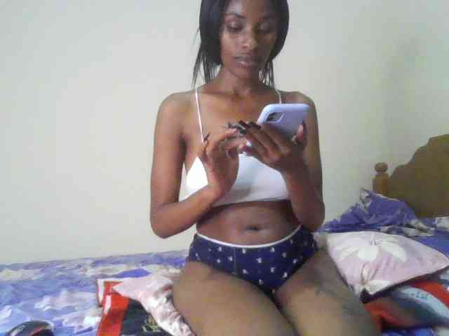 HappyLoverxo webcam