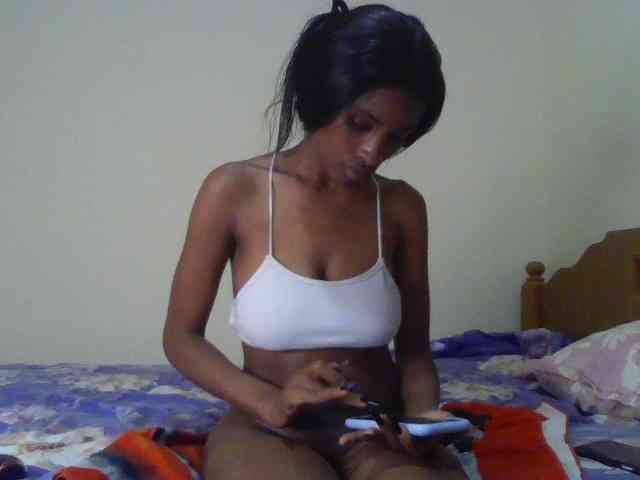 HappyLoverxo webcam