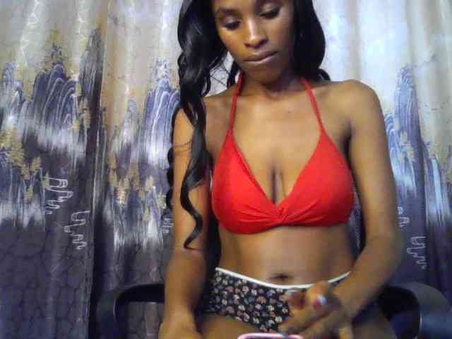 HappyLoverxo webcam