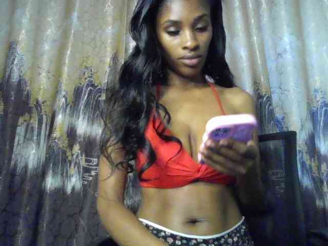 HappyLoverxo webcam