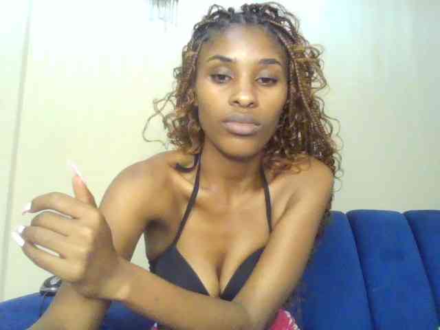 HappyLoverxo webcam
