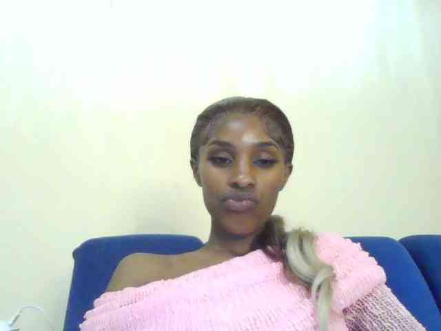 HappyLoverxo webcam