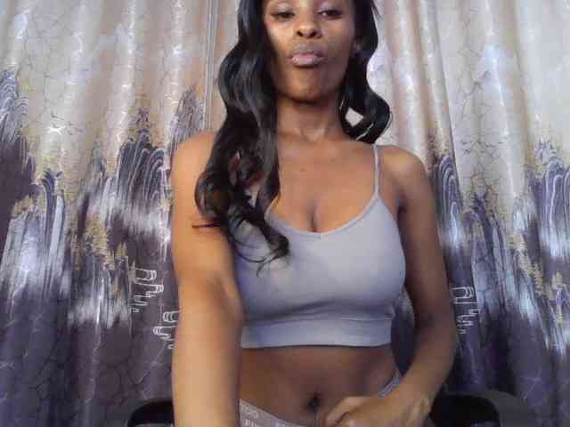 HappyLoverxo webcam