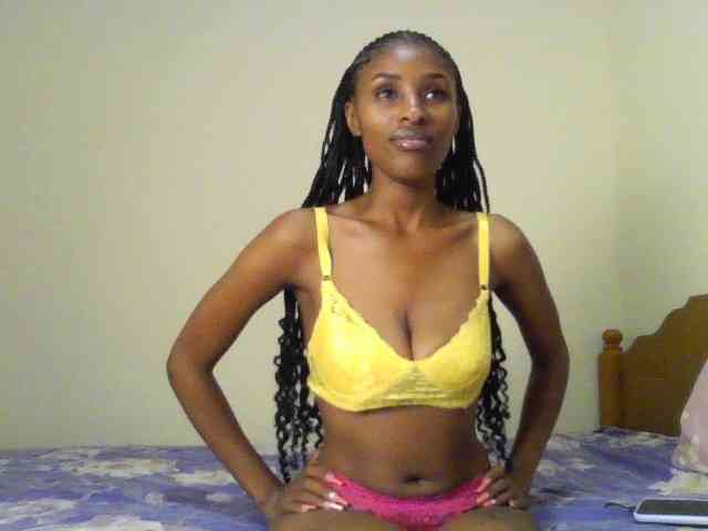 HappyLoverxo webcam