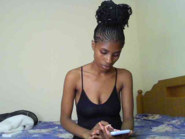 HappyLoverxo webcam
