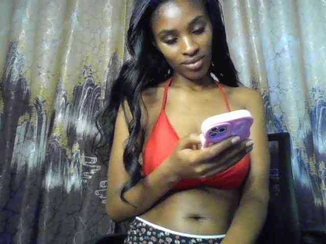 HappyLoverxo webcam