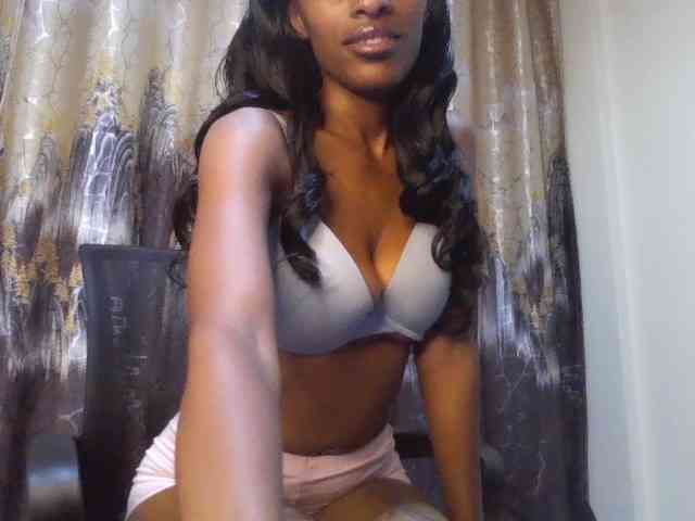 HappyLoverxo webcam