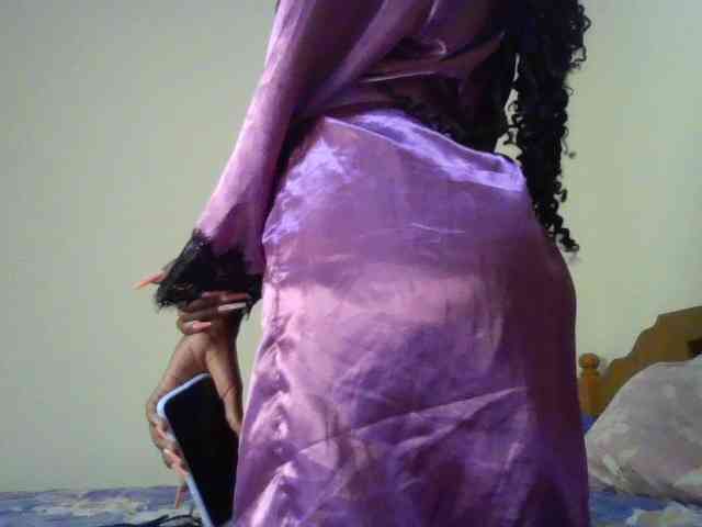 HappyLoverxo webcam