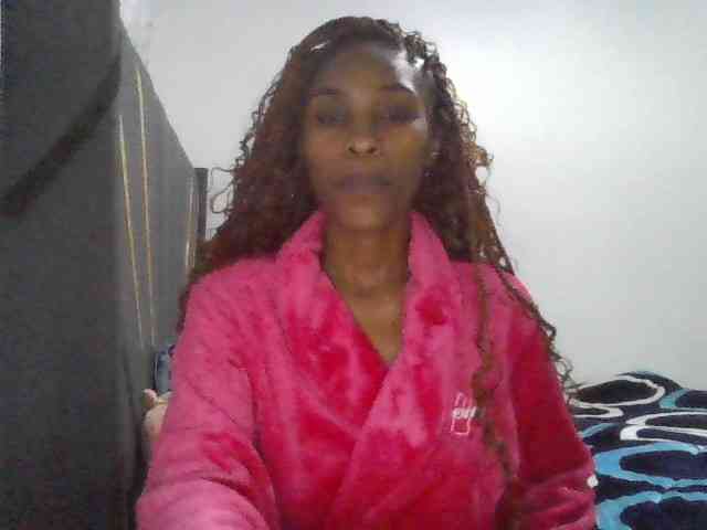 HappyLoverxo webcam