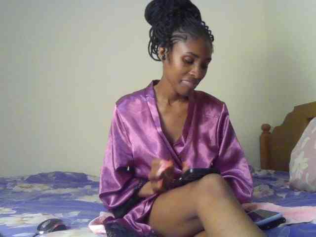 HappyLoverxo webcam
