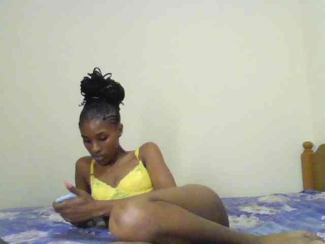 HappyLoverxo webcam