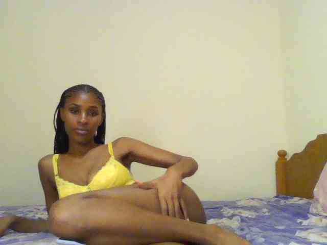 HappyLoverxo webcam
