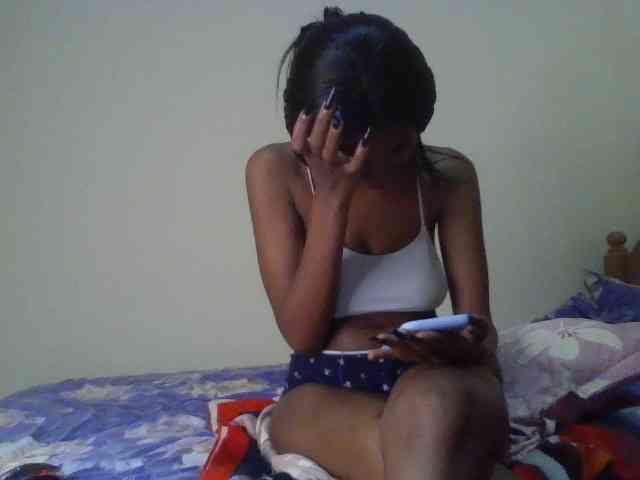HappyLoverxo webcam